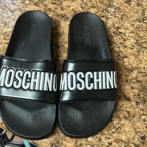 Women Moschino slides